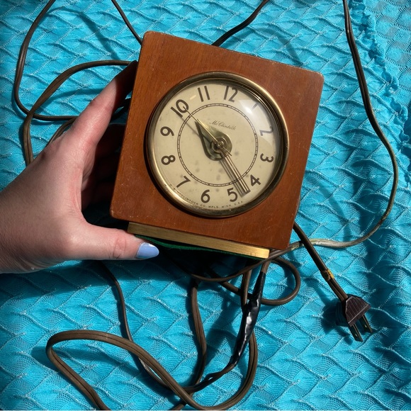 MCM Electric O.B. McClintock Clock - Picture 15 of 16